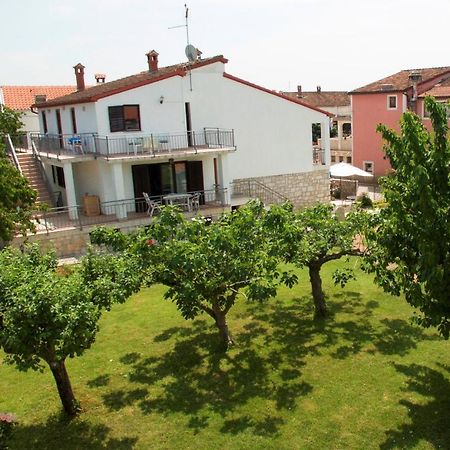 Apartment La roza Funtana Kültér fotó