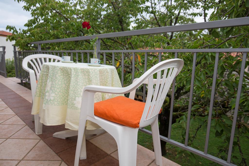 Apartment La roza Funtana Kültér fotó